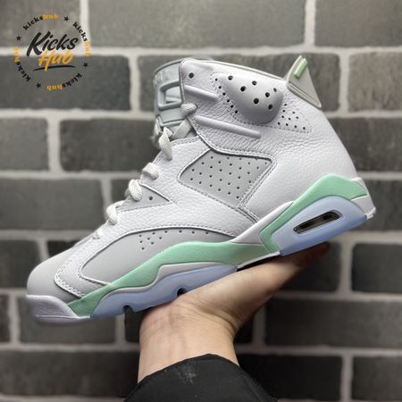 Jordan 6 Retro Mint Foam (Women's) DQ4914-103